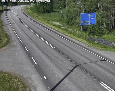 Tie 4 Pihtipudas, Rönnynkylä