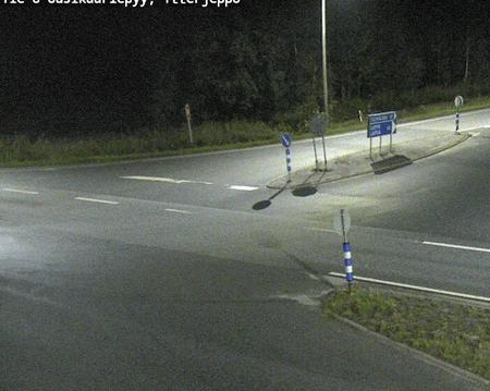 Tie 8 Uusikaarlepyy, Ytterjeppo